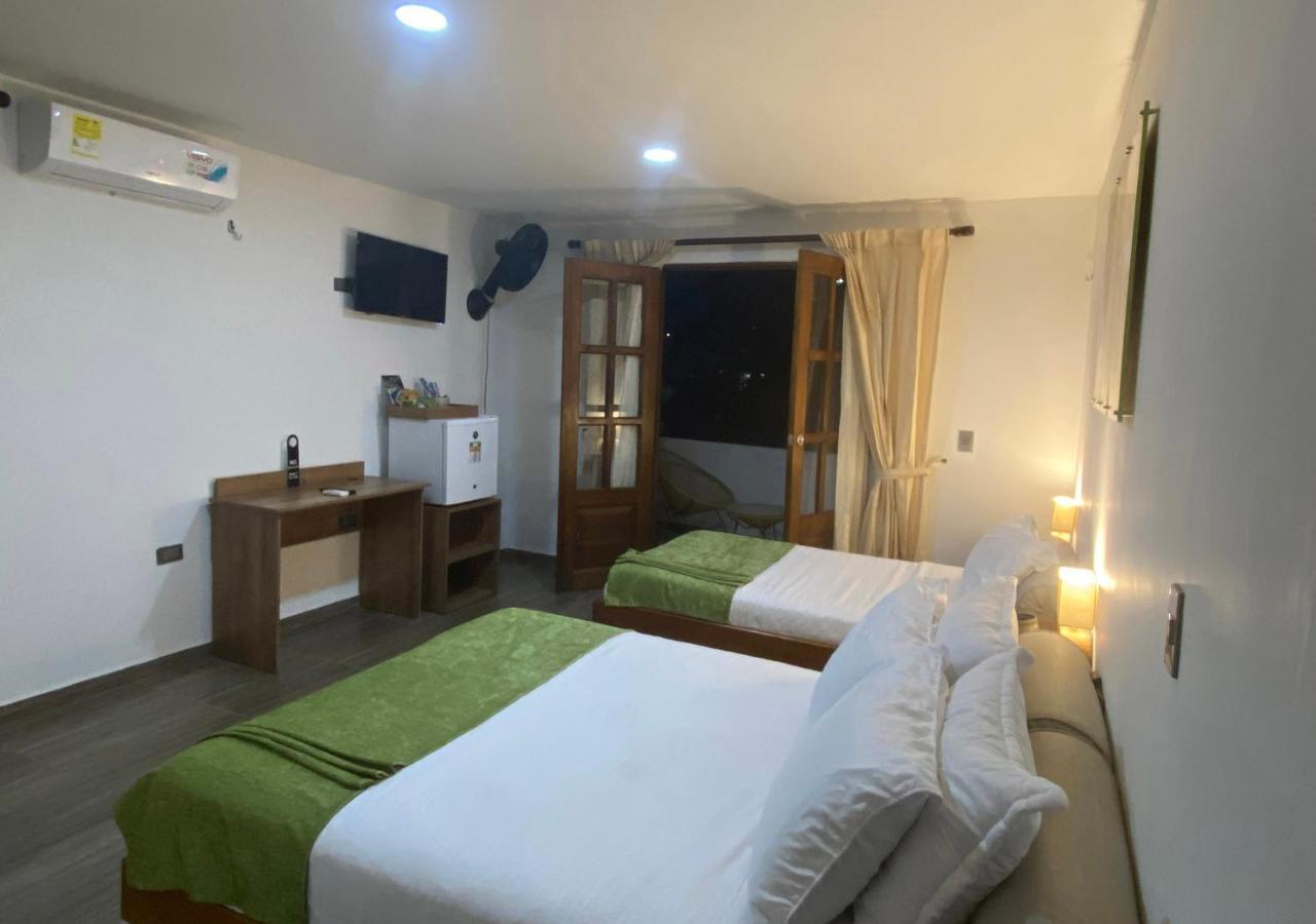 מינקה Hotel On The Rock מראה חיצוני תמונה
