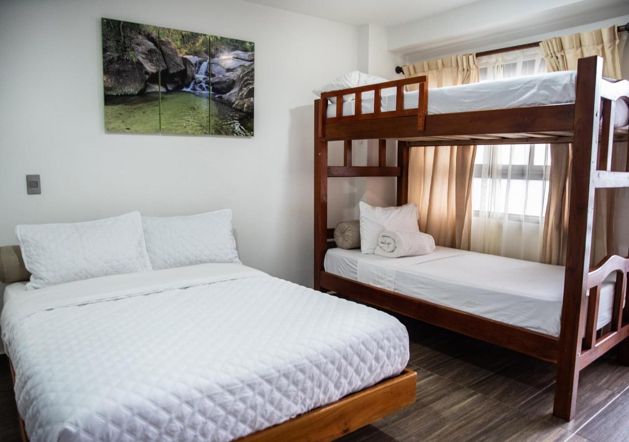 מינקה Hotel On The Rock מראה חיצוני תמונה