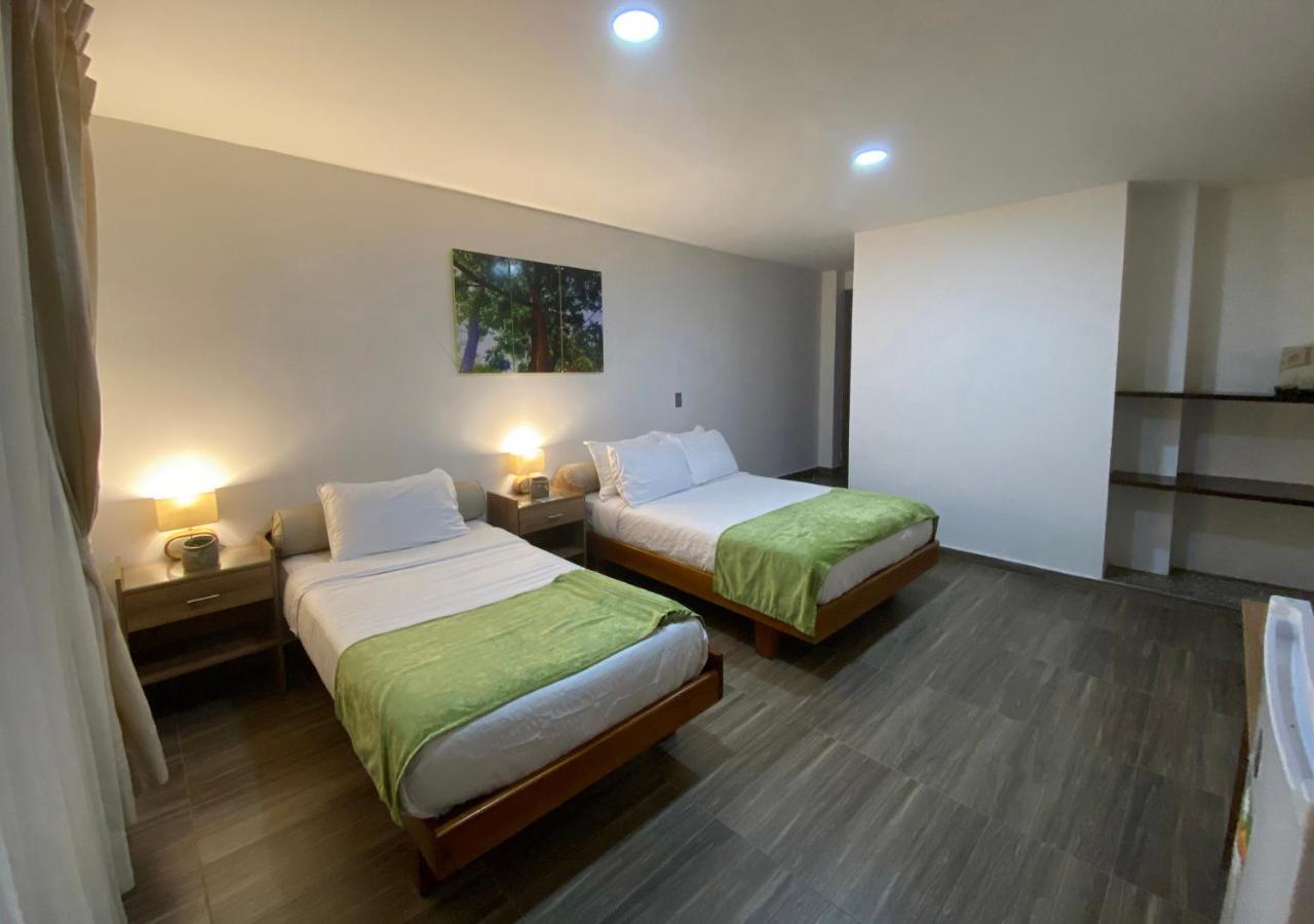מינקה Hotel On The Rock מראה חיצוני תמונה