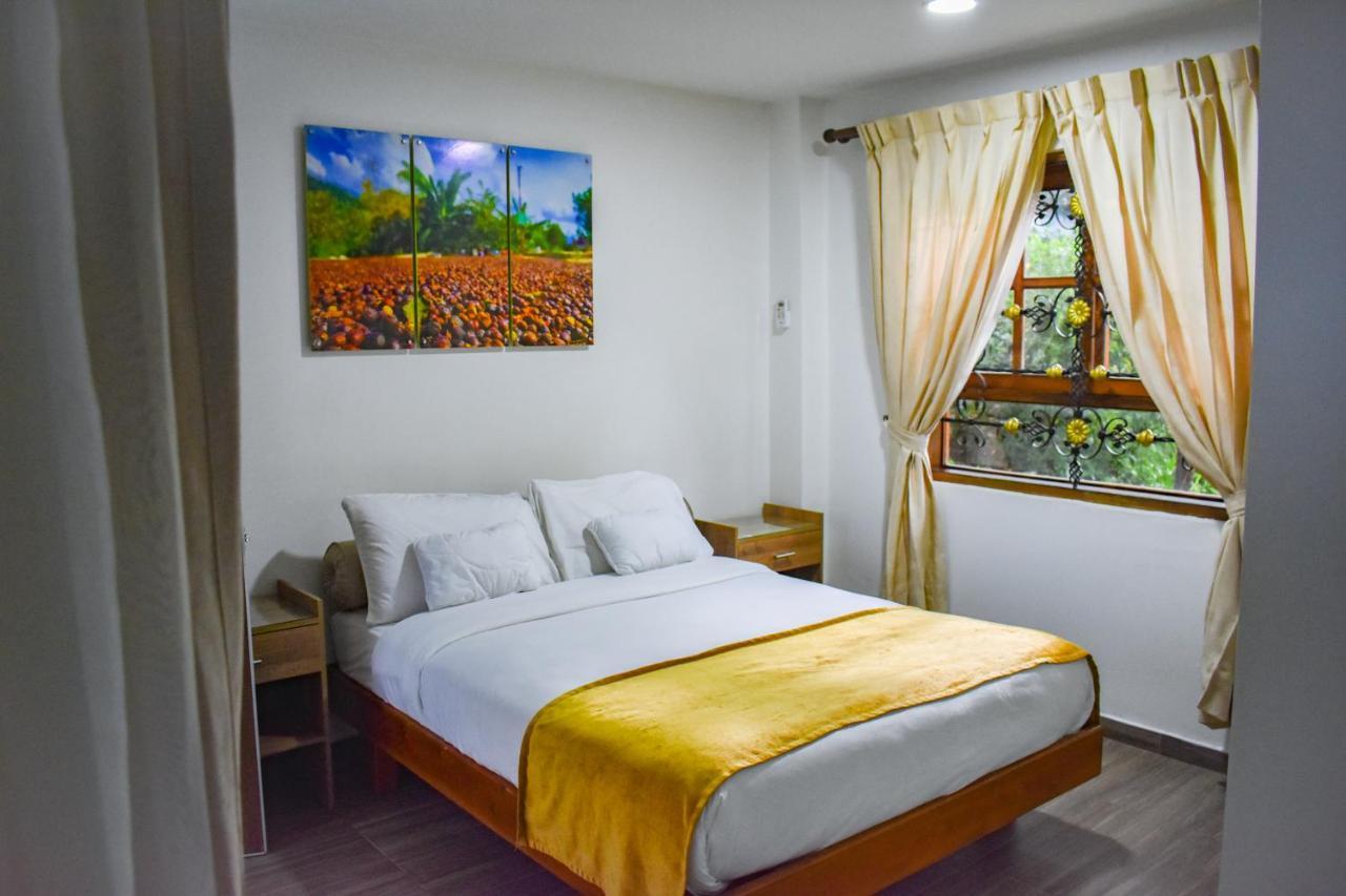 מינקה Hotel On The Rock מראה חיצוני תמונה
