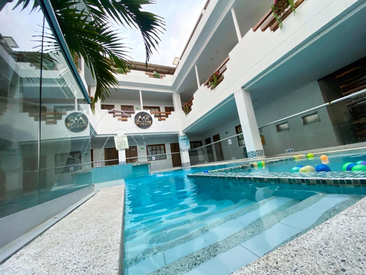 מינקה Hotel On The Rock מראה חיצוני תמונה