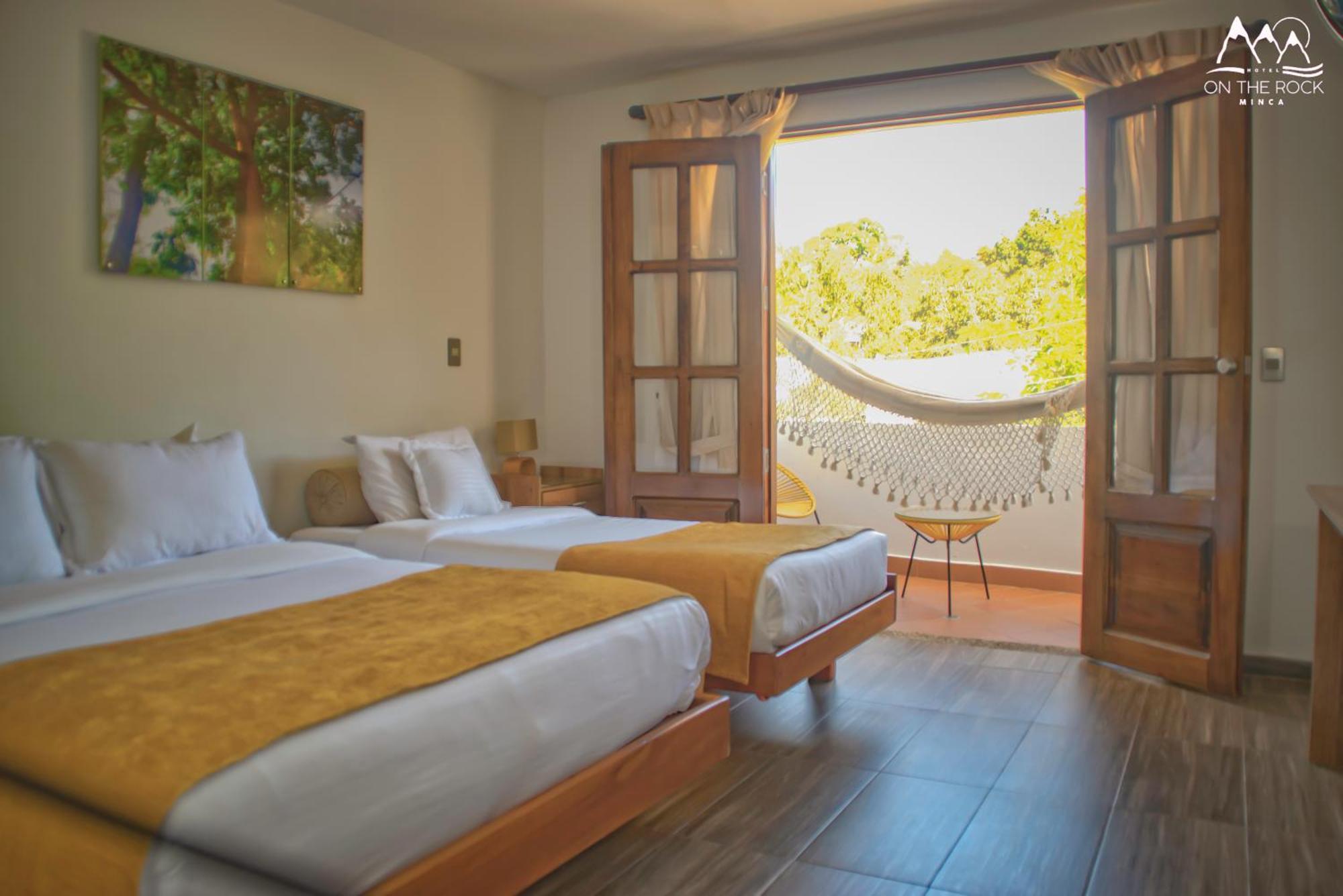 מינקה Hotel On The Rock מראה חיצוני תמונה